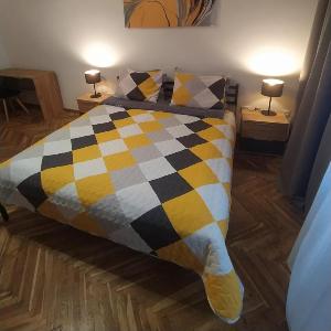Lviv Apartments on Meretyna street - між вокзалом і центром