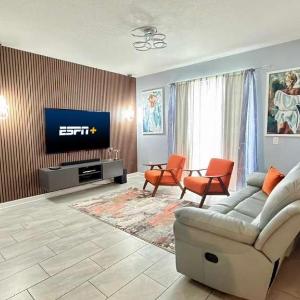 Modern Oasis at Storey Lake w 4BR & Heated Pool