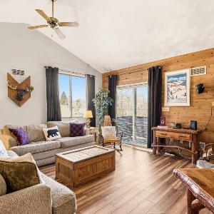 Seven Springs Sunridge 1 BR Condo Ski-In Out condo