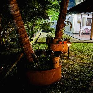 Browns Hill Matara