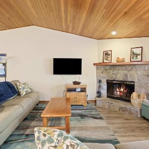 Fairway Village 25
