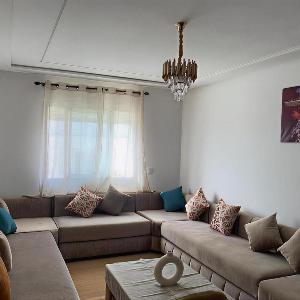 Appartement moderne Central et Propre près Plage Gare et Mall