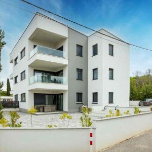 Apartment with A - C Radici - Malinska-Insel Krk 55032