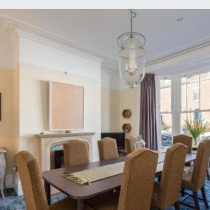 No 4 Whitby Holiday House 8 Adult and 2 Children