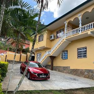 Lynette's Palace