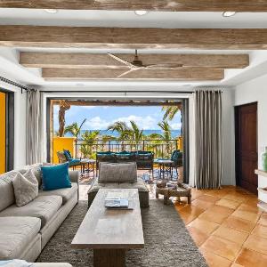 Hacienda Beach Club 5203
