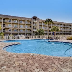Stunning 3BR Condo with Wraparound Porch - Ocean Park