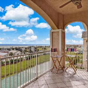 Top Floor Beach View Condo - Ocean Park 409
