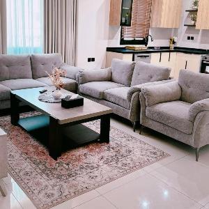 وحده فاخره 3 غرف 8 اشخاص مع غرفه خادمه بحمام خاص
