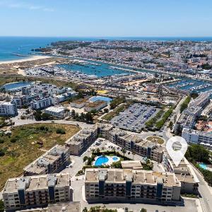Encosta da Marina Lagos