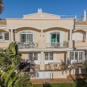 Praia da Marinha Apartment
