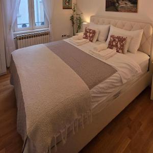 Vracar Luxury Apartment