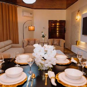 Prevail apartment-3 Bedrooms Family friendly swimming Pool Bathtub Near Beach