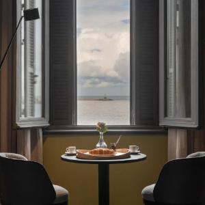 grey l studio apartments Corniche Alexandria
