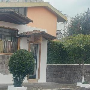 OtavaloHuasi2 Quito