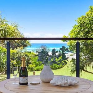 Luxury On The Bay - Wanda