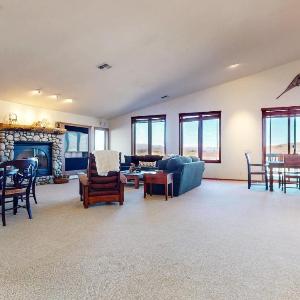 Snowcreek V #819 condo