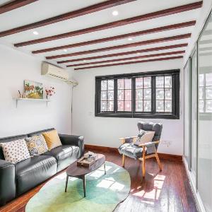 ShiGuang - Timeless Airy Lane House with Rooftop View