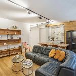 Spacious Apartement center of Paris Montmartre