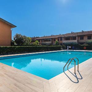 Artemisia B2-12 by Wonderful Italy