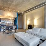 Top Floor City Living 1BR Condo 30 day min with rooftop deck Nashville Tennessee
