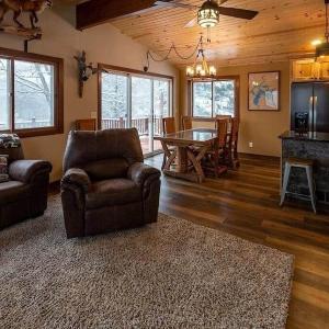 Paddler's Paradise Cabin with Direct Trail Access!