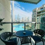 Allsopp & Allsopp - Burj Khalifa View 2-Bedroom Apartment in The Residence 5 Downtown 