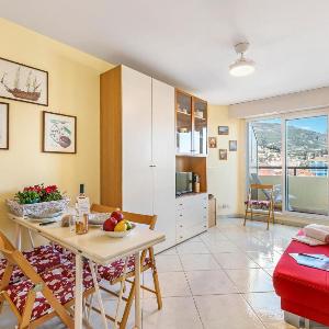 Open View In Center Menton - Happy Rentals