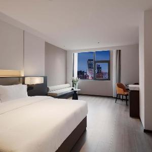 Come stay at Xingchen S Hotel (Chengdu Kuanzhai Alley Huai Shu Street Branch)