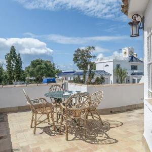 Apartamento con piscina compartida a 2 km de las playa