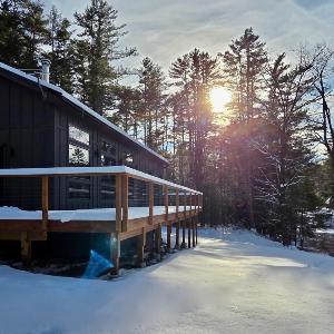 Modern Forest Retreat Near Barryville Sleeps 8