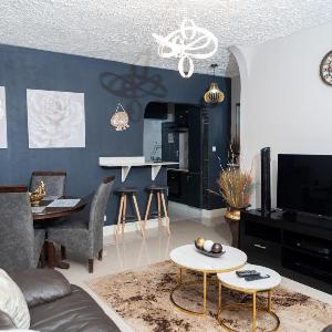 Beckys Exquisite Apartment