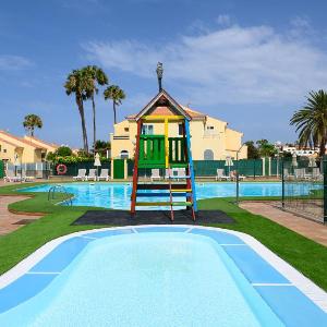 Bungalow with Terrace BBQ Private Parking Pool