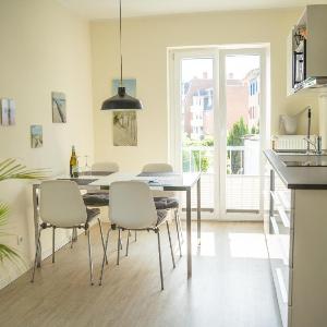 Küstenglück 2 Stylisches Apartment mit Meerblick - 200m zum Strand & Bäcker