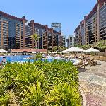 VayK - Spacious 2BR with Private Gym & Beach Access Dubai 