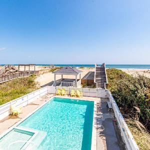Twisted Fish - S Nags Head MP 19.5 Oceanfront Ocean View Elevator Pool Hot Tub YR Flex Stays