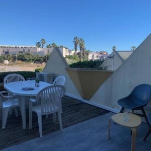 608 Grand studio 2 pers Héliopolis E vue jardin