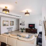 VayK - Modern 4BR in Dubai Marina with Sea View
