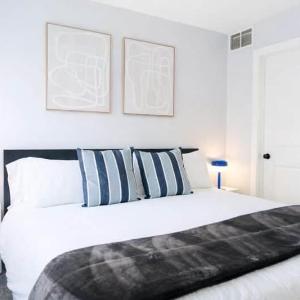 City Haven: Modern 1-Bedroom