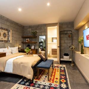 Downtown Loft Style Comfort and Everything at Your Fingertips