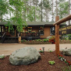 Timber Bay Lodge and Houseboats