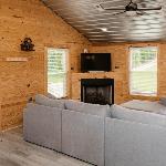 Whispering Deer Cabin Travelers Rest
