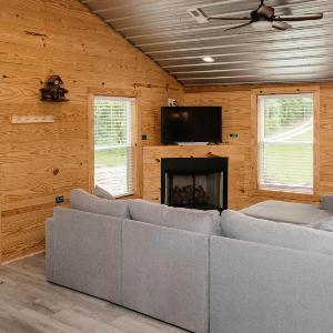 Whispering Deer Cabin