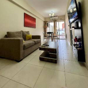 Moderno departamento con excelente ubicación y cochera