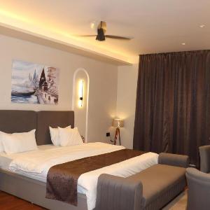 Raajhans A Boutique Stay