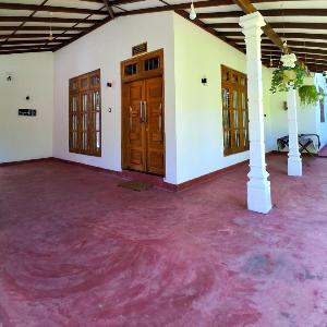Lagora Villa