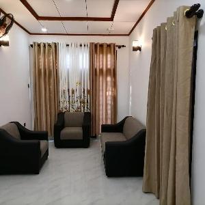 Lisara Homestay - Private Upstairs Apartment
