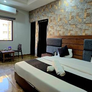 ISBT Dehradun Mode Residency