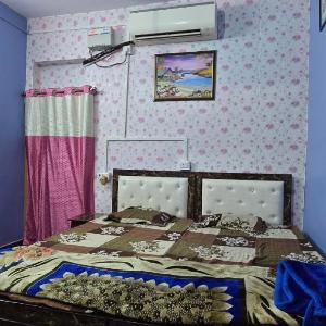 Furnished 2bhk room set in the heart of city