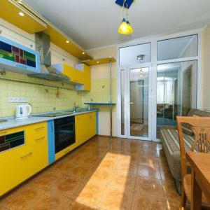 Luxury apartment on Bazhana Avenue 18422